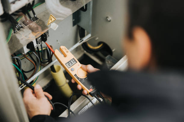 Best Circuit Breaker Repair  in St Peter, WI